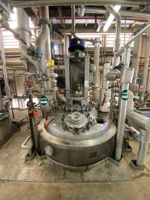 Réacteur pfaudler CE6300 6.300 litres émaillé avec double enveloppe d&#39;occasion