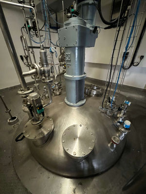 Réacteur tramega inox 12.170 litres avec agitation et demi-coquille d&#39;occasion