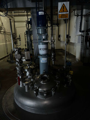 Reactor bachiller acero inoxidable 3.850 litros con agitacion y media caña de s