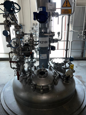 Reactor bachiller acero inoxidable 3.850 litros con media caña y calorifugado de