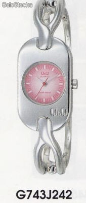 Reloj de pulsera q&amp;q g743-242 Grupo Citizen