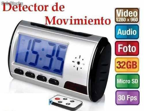 reloj-despertador-con-camara-espia-9690408z0-19285967.jpg