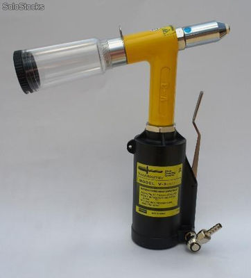 Remachadora Pop Hidroneumatica / Air hydraulic riveter en importool LTDA /bogota