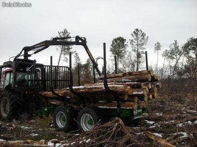 Remorques forestieres de débardage homologuées route