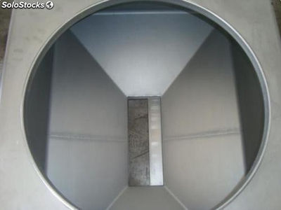 Réservoir conteneur en acier inoxydable 316 pour solides 500 litres - Photo 2