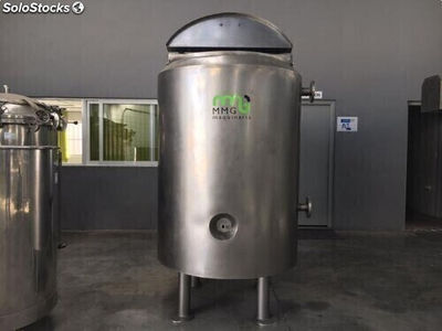 Réservoir de 1000 litres avec double enveloppe pour eau et agitateur à palettes