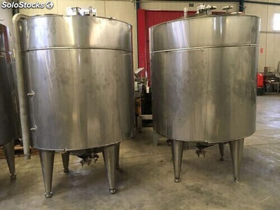 Réservoir de 2000 litres en acier inoxydable 316 isotherme - Photo 2