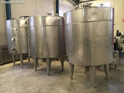 Réservoir de 2000 litres en acier inoxydable 316 isotherme - Photo 3