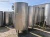 Réservoir simple de 2000 litres avec bec supérieur en acier inoxydable