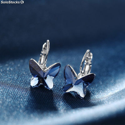 Rhodium-plated earrings created with Swarovski® crystal. - Zdjęcie 3