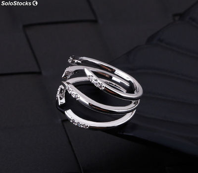 Rhodium plated ring made with Swarovski® crystal.