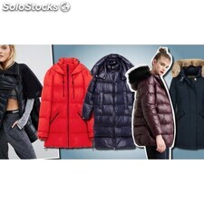 Saldi cappotti e giacche invernali da donna