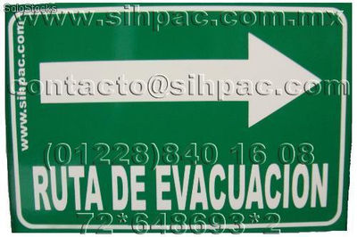Señalamiento ruta de evacuacion derecha