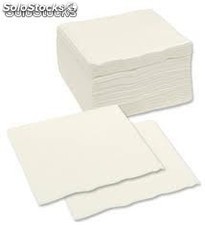 Servilletas blancas 30x30 cms 2 capas paquete 100 unidades