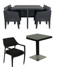 Set de table avec 4 chaises pour terrasse