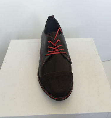 Skórzane buty typu oksfordki z czerwonymi akcentami Luciano 520 - Zdjęcie 3