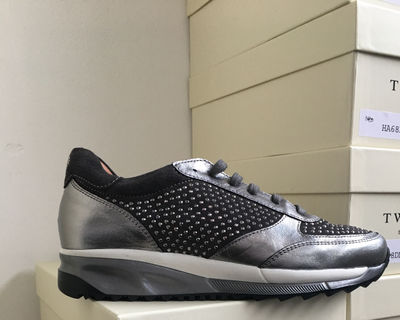 Sneaker Twin Set Cinza Escuro com Prata Metalizada