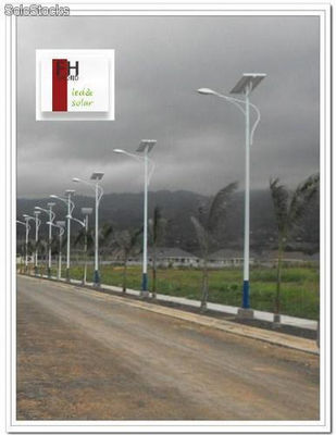 Soluciones integrales iluminacion publicas lamparas solares - Foto 4