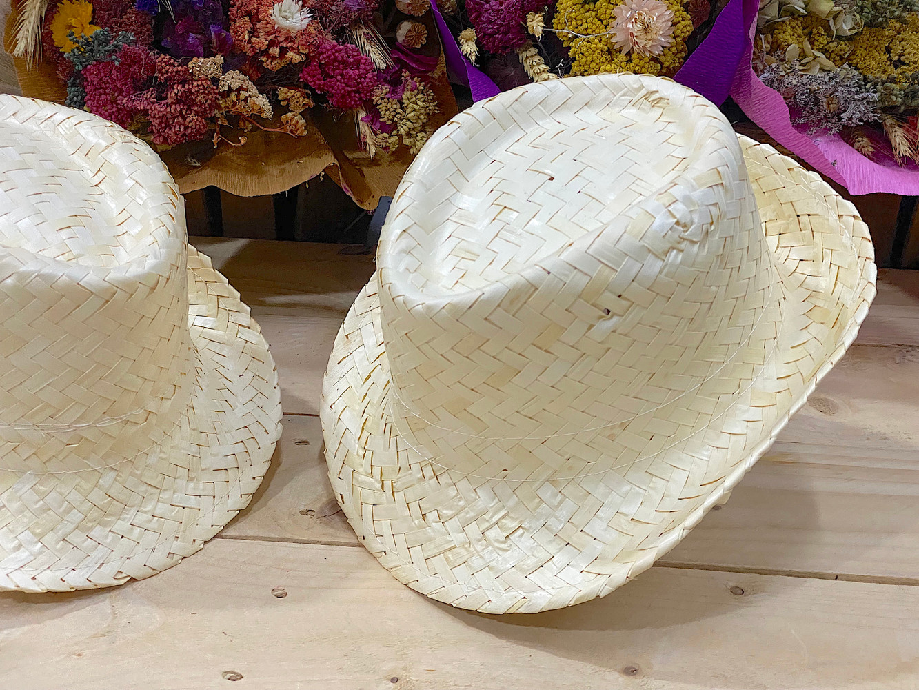 Sombrero de paja canotier para bodas y eventos