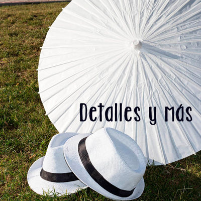 Sombreros y parasoles para bodas . Sombrero borsalino y parasol de tela