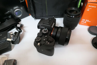 Sony - Alpha 7 IV Full-frame Mirrorless Interchangeable Lens Camera with SEL2870