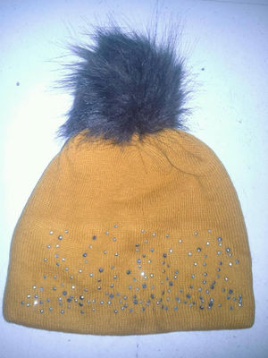 Sprzedam czapki zimowe - Zdjęcie 4
