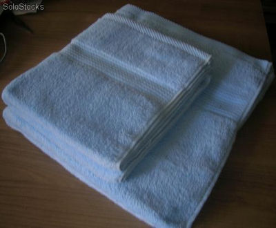 Sprzedam ręczniki kąpielowe małe i dóże,hotelowe białe i inne - Zdjęcie 4