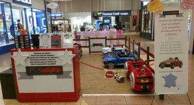 Stand voitures électriques pour enfants opportunité franchise - Photo 3