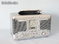 Stereo-Nostalgieradio mit CD-Spieler / 30439