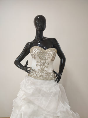Stock abiti da sposa nuovi con cartellino senza alcun difetto - Foto 4