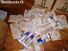 stock cosmetici 500 pz