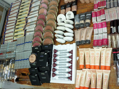 stock cosmetici 958 pezzi - Foto 4