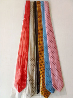 Stock cravatte made in italy seta