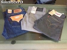 Stock de jeans hombre y mujer