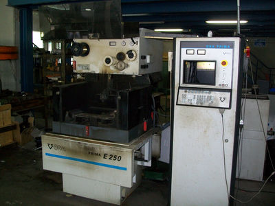 stock di macchine per stampaggio lamiera - Foto 4