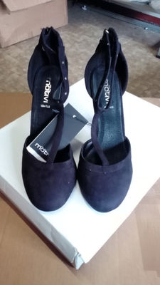 Stock Frau Shoes Gruppo Miroglio - Foto 3