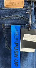 Stock Jeans push up di Gretha Milano F.W. disponibili in diversi colori e modell