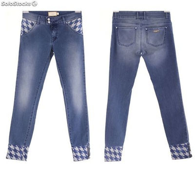 Stock met jeans and trousers woman - Zdjęcie 5