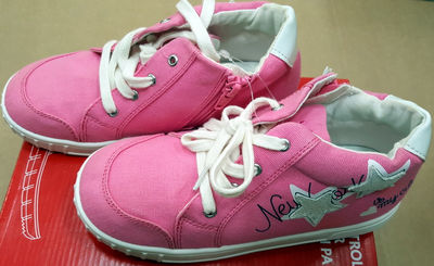 Stock shoes for kids - Foto 4