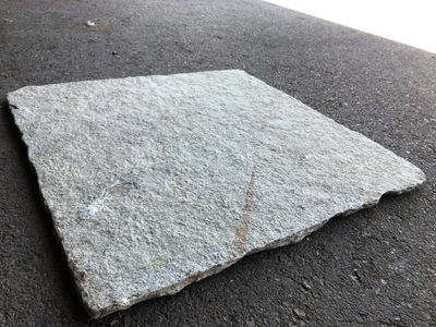 Suelo piedra natural 60 x 60 cm