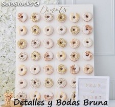 Soporte de donut personalizado para boda para Candy Bar / Tablero de donuts  de cumpleaños / Decoración de fiesta de donuts / Puesto de donuts de madera  / Barra de dulces de compromiso -  España