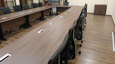 table de réunion en bois et semi métallique - Photo 3