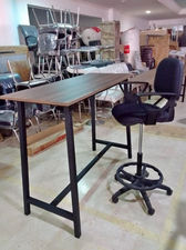 Table kitchenette 0,70/1,30m//mobilier de bureau