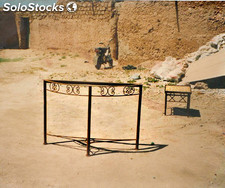 Tables en fer forgé à Marrakech