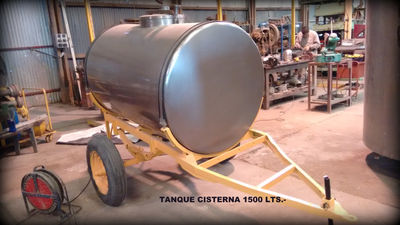 Tanque de en acero inox 1500 lts usado reacondicionado simple‏