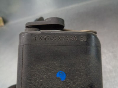 Tapa exterior combustible / 8M51A27936BB / 4500439 para ford focus lim. (CB4) 1. - Foto 3