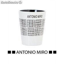 Taza de cerámica de Antonio Miró de 350ml de capacidad