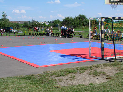 Terrain de basket modulaire - Photo 2