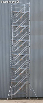 Torre de escaleras 135 x 250 x 14,2 m iberandamios