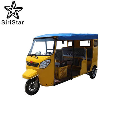 Triciclo eléctrico de pasajeros para taxis.